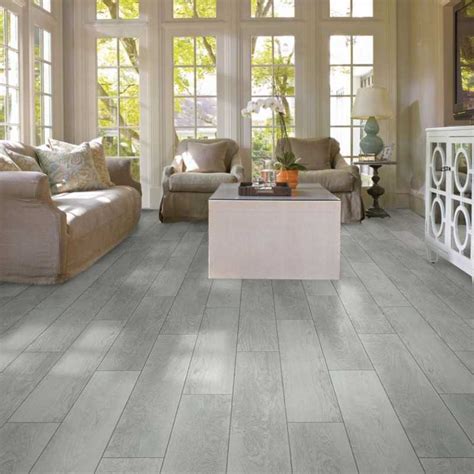 are shaw laminate floors made in china